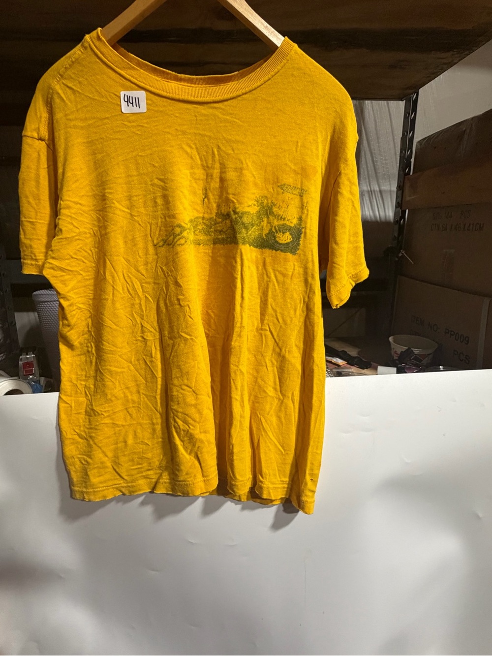 #4411-Guess Yellow Short Sleeve Graphic Tee